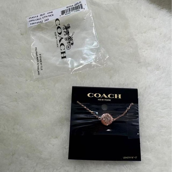 Coach necklace - Picture 5 of 6